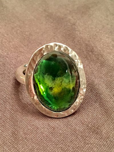 00211 Bague argent 925 et résine opalescente
