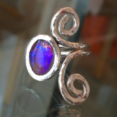 00232 Bague argent 925 et résine opalescente