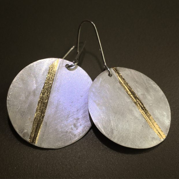 408 Boucles d’oreilles argent 925 et feuille d’or 24 ct.